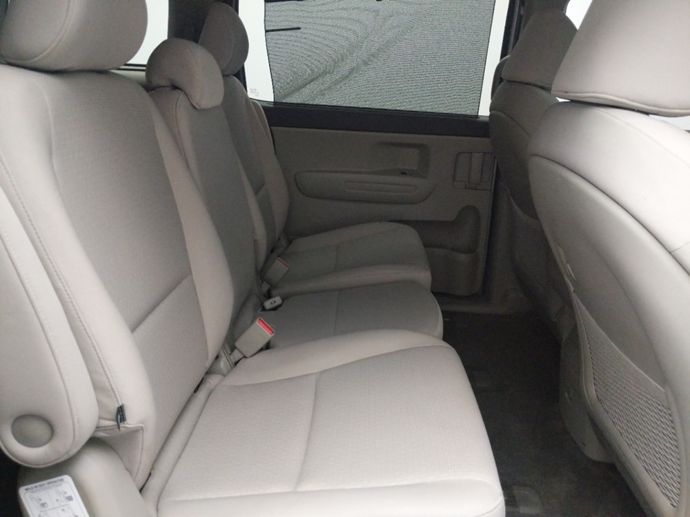 2016 Kia Sedona - Passenger Rear Seat