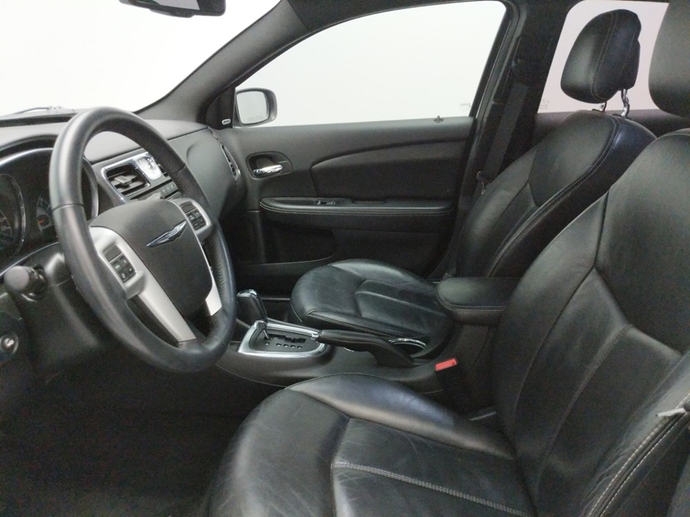 2013 Chrysler 200 - Driver Front Seat