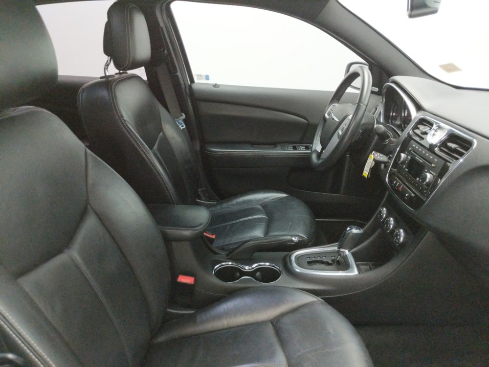 2013 Chrysler 200 - Passenger Front Seat