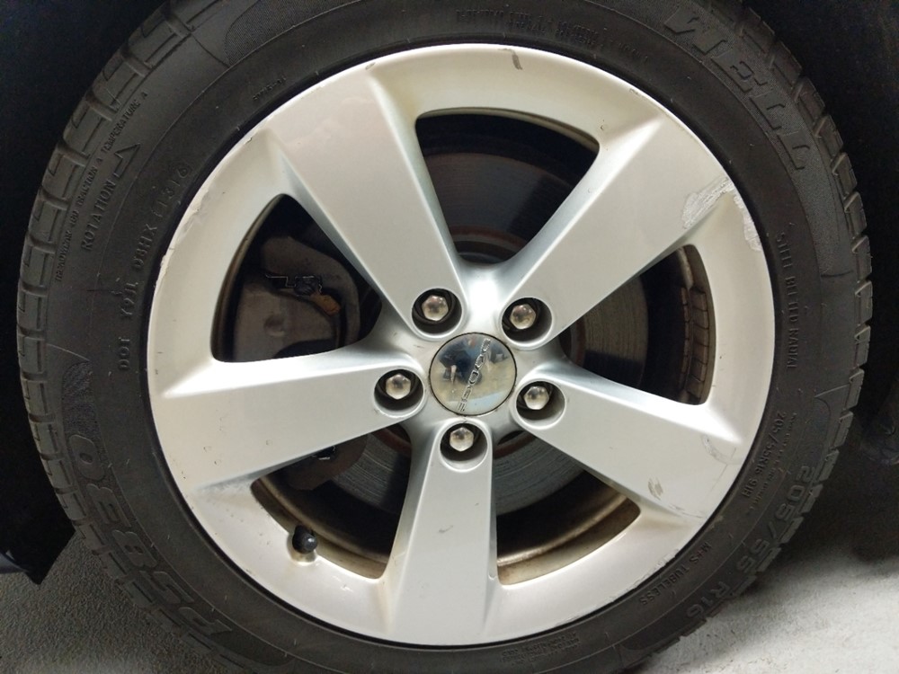 2015 Dodge Dart - Wheel