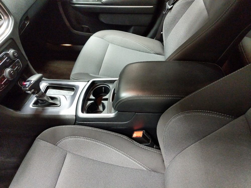 2017 Dodge Charger - Center Console/Cup Holders