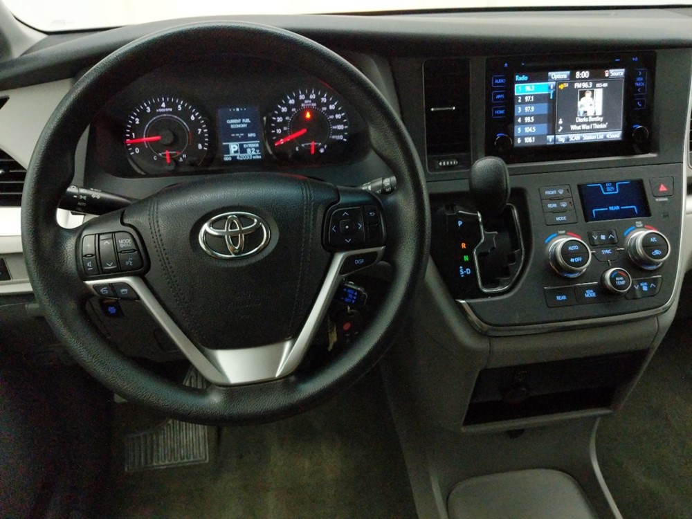 2017 Toyota Sienna - Driver Dash