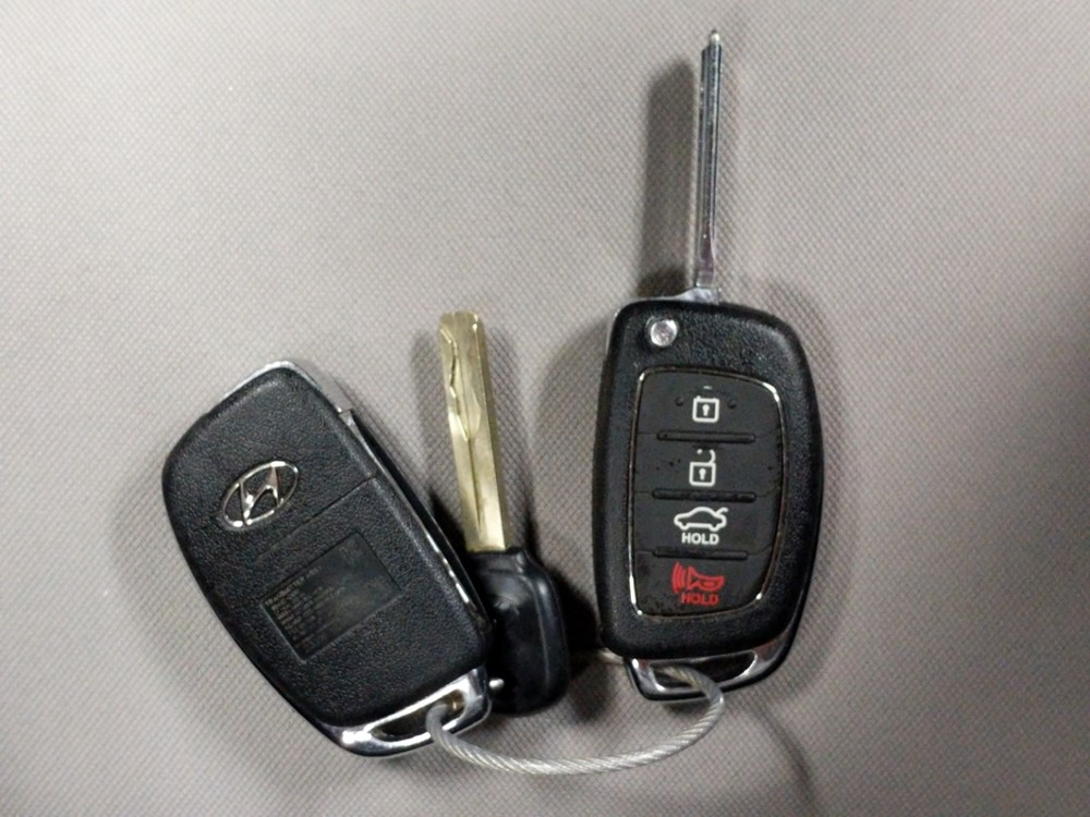 2017 Hyundai Sonata - Keys