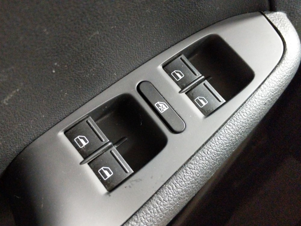 2017 Volkswagen Jetta - Driver Power Windows/Lock Control