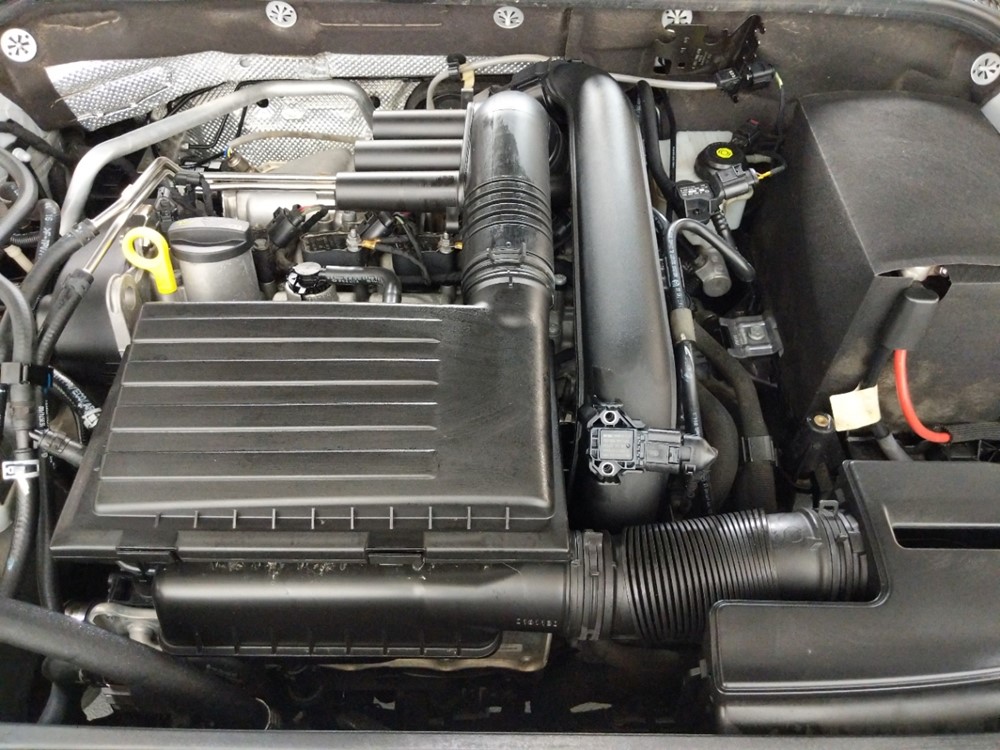 2017 Volkswagen Jetta - Engine