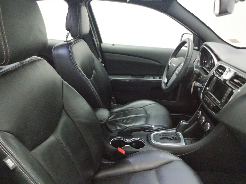 2014 Chrysler 200 - Passenger Front Seat