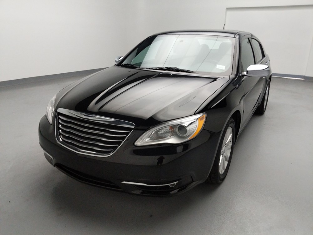 2014 Chrysler 200 - Driver Front Hood