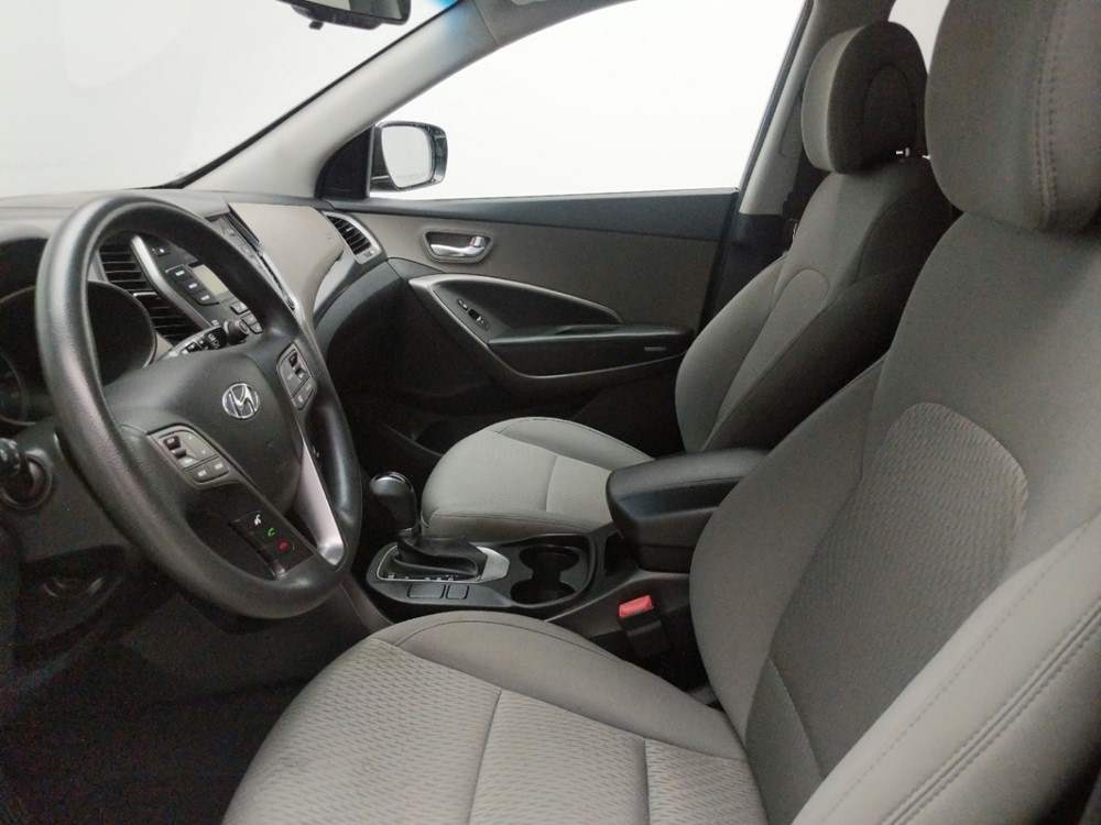 2013 Hyundai Santa Fe - Driver Front Seat