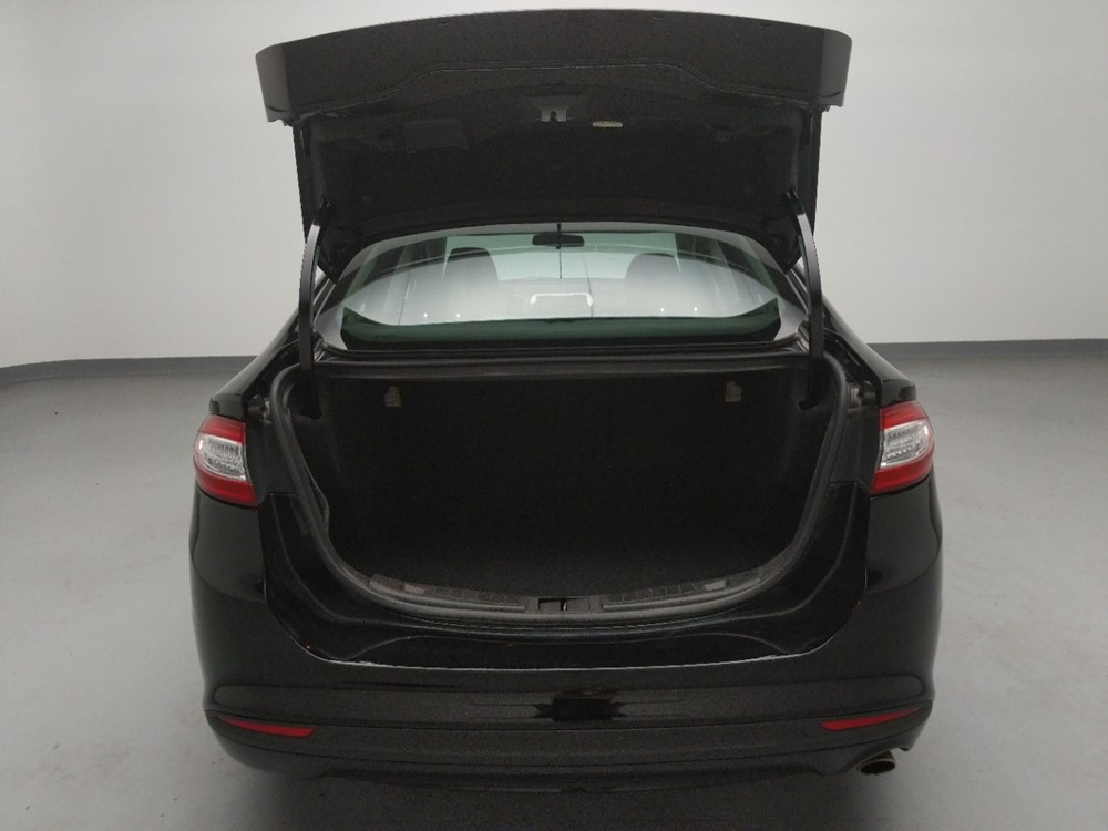 2016 Ford Fusion - Trunk