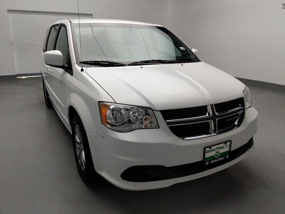 2016 Dodge Grand Caravan - Passenger Front Hood
