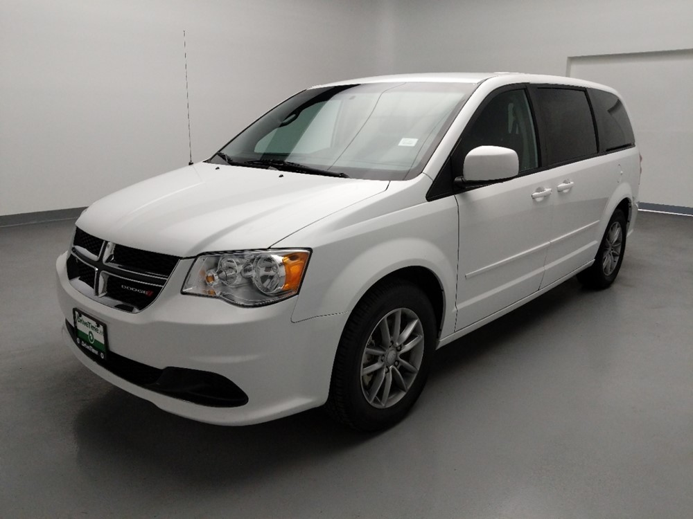 2016 Dodge Grand Caravan - Driver Front Bumper