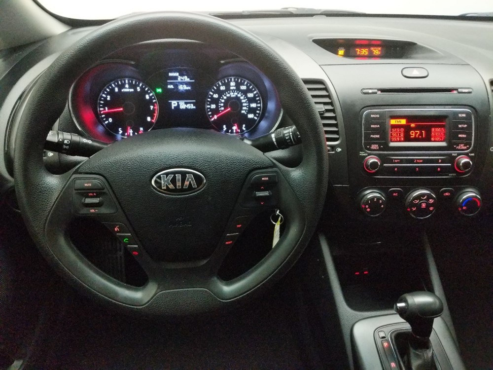2016 Kia Forte - Driver Dash