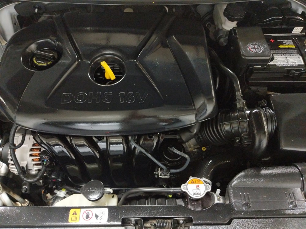 2016 Kia Forte - Engine