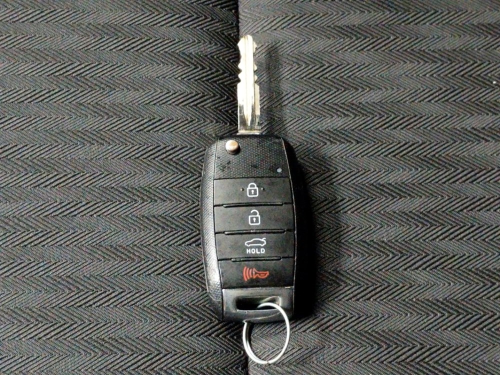 2016 Kia Forte - Keys