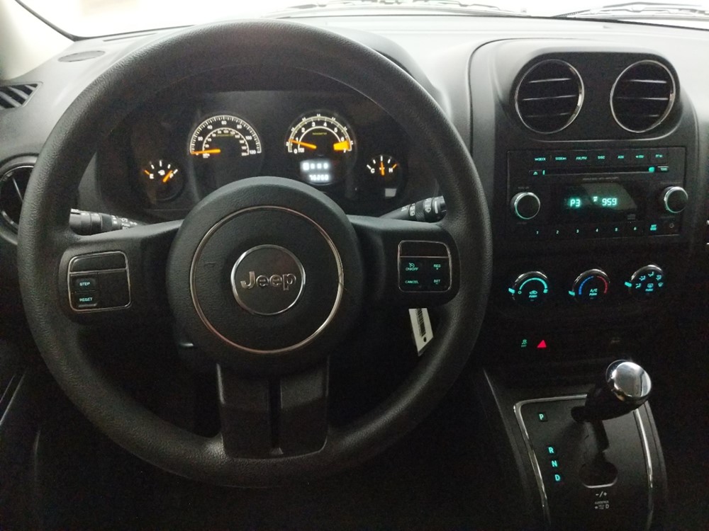 2015 Jeep Patriot - Driver Dash