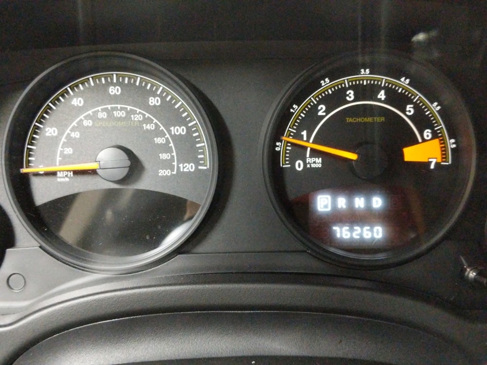 2015 Jeep Patriot - Odometer Close Up