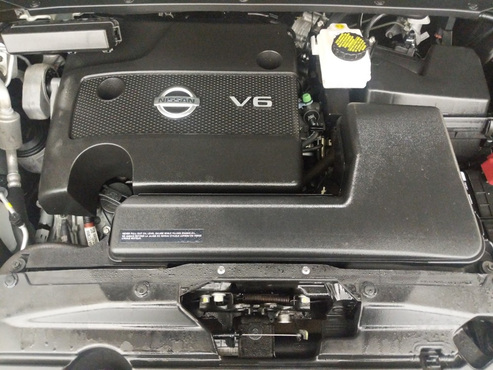 2015 Nissan Pathfinder - Engine