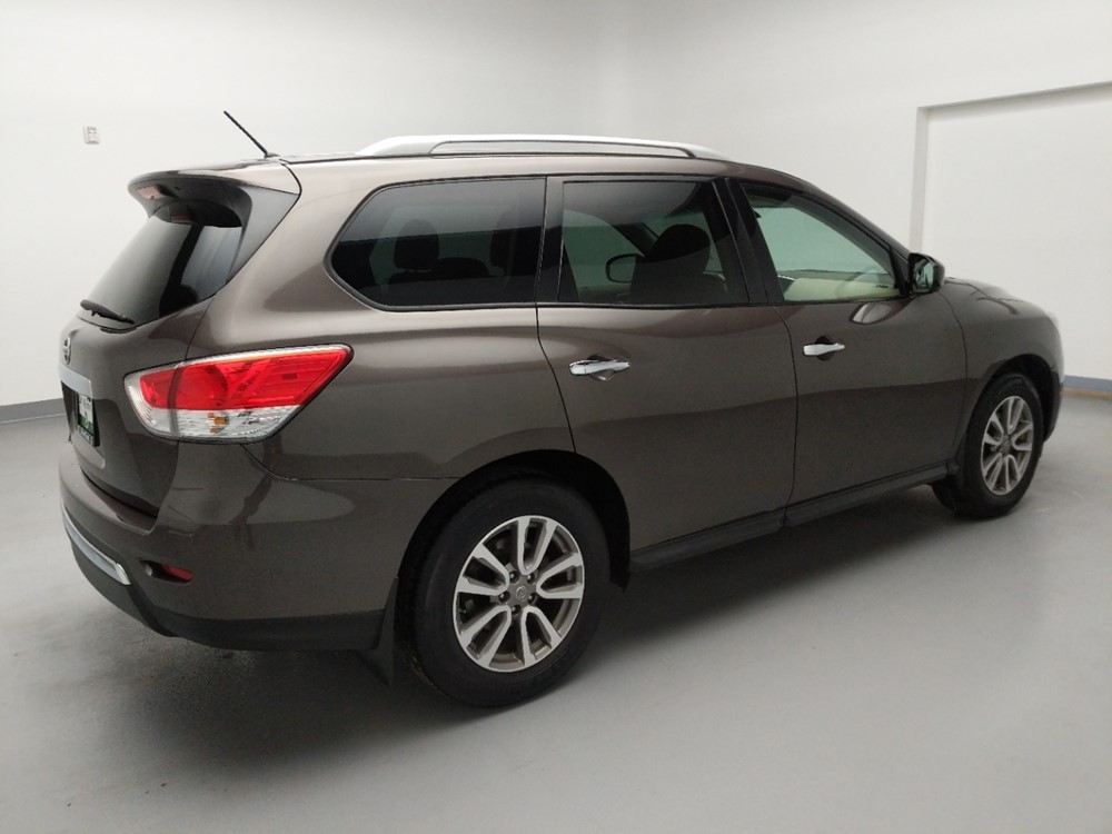 2015 Nissan Pathfinder - Passenger Rear Side