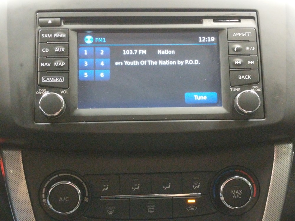 2015 Nissan Sentra - Stereo Package