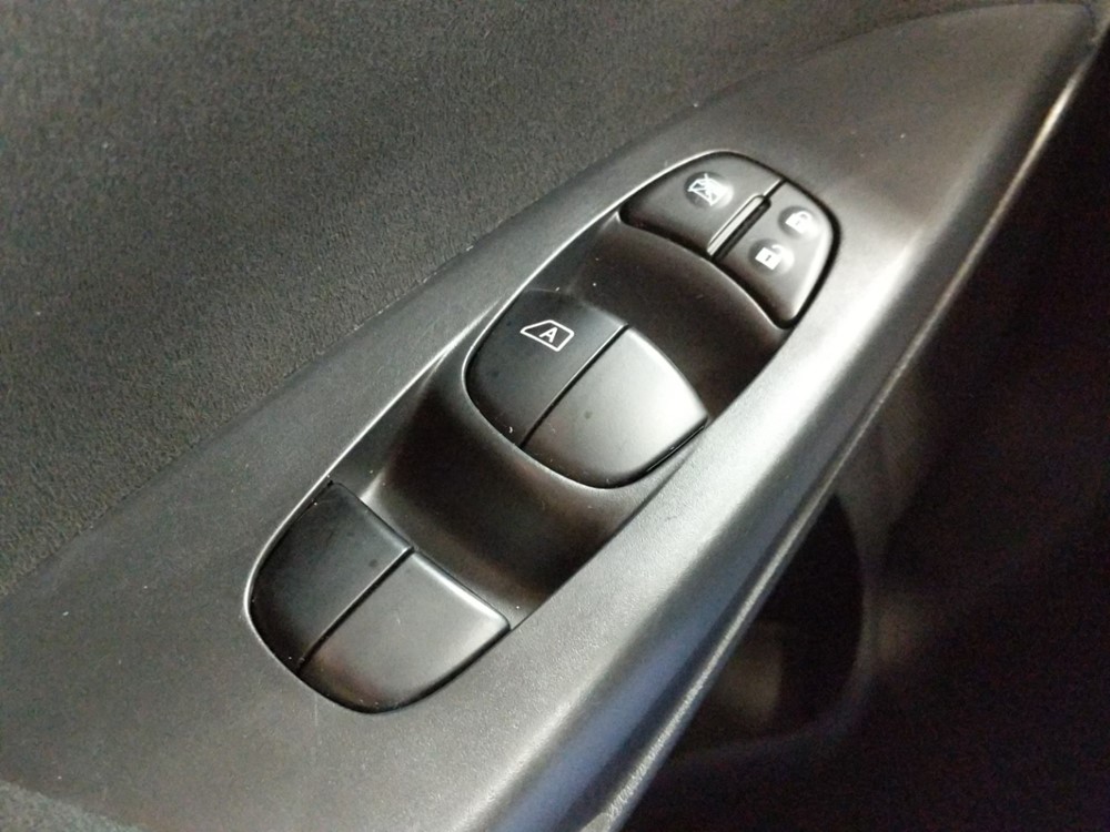 2015 Nissan Sentra - Driver Power Windows/Lock Control