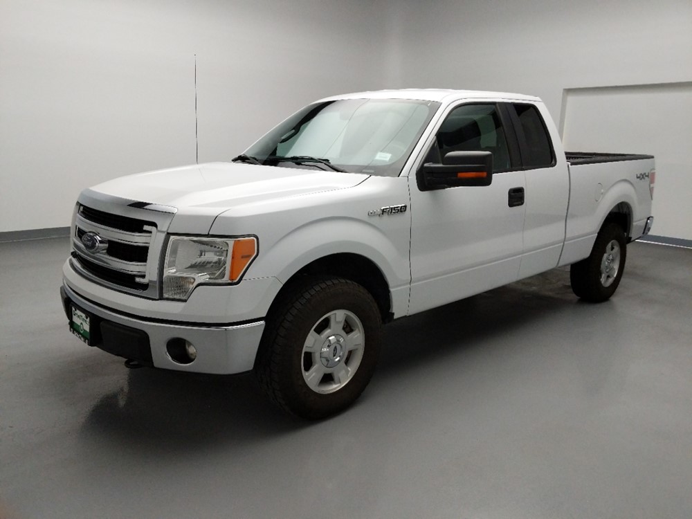 2014 Ford F-150 - Driver Front Bumper