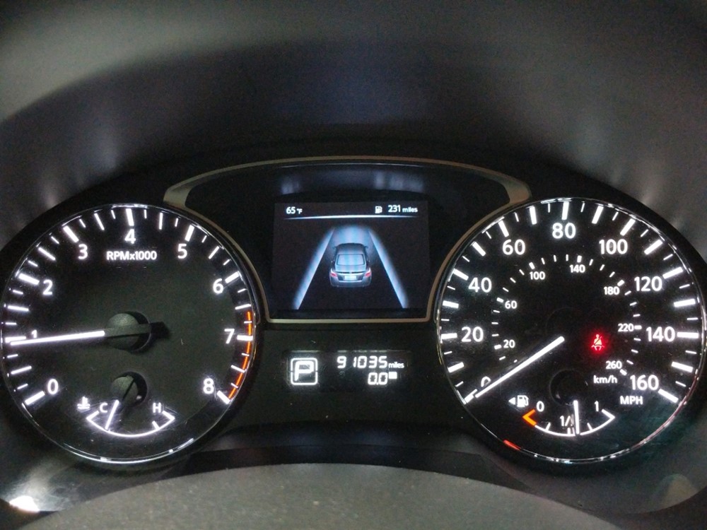 2015 Nissan Altima - Odometer Close Up