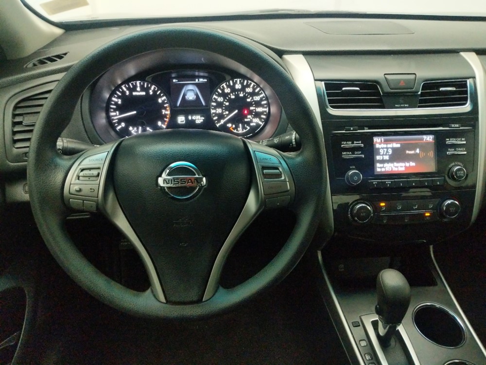 2015 Nissan Altima - Driver Dash