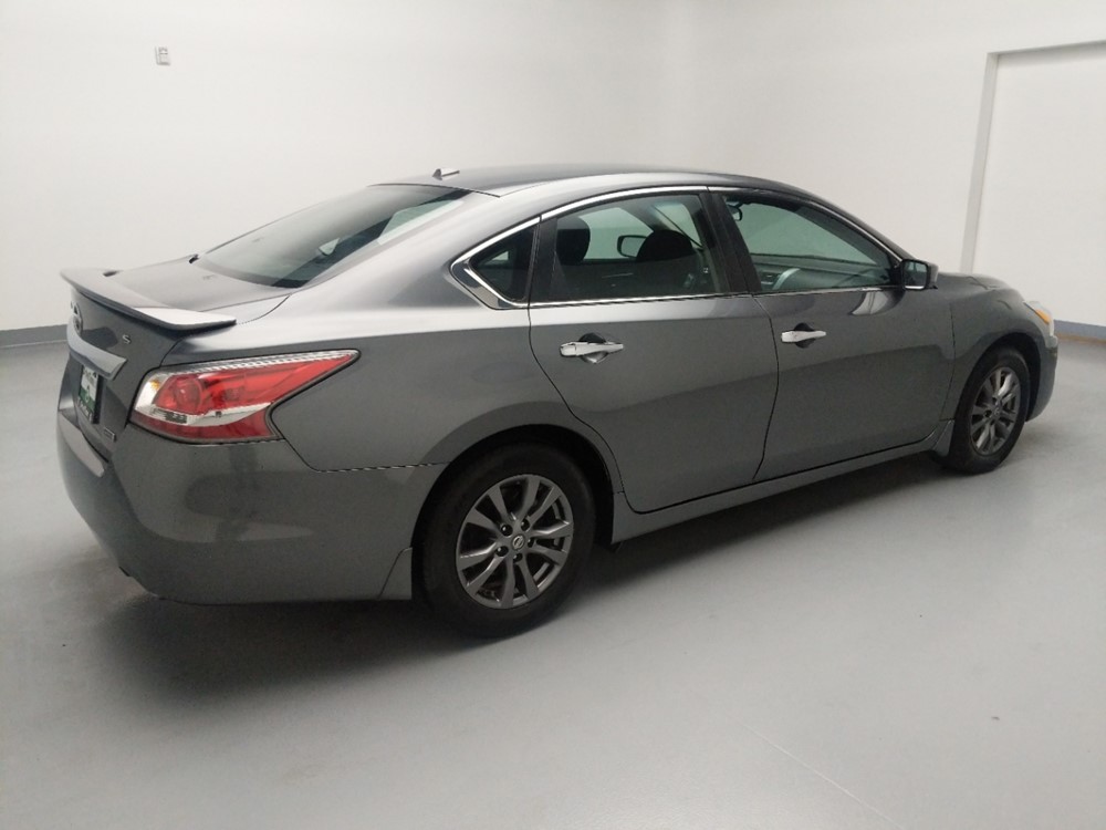 2015 Nissan Altima - Passenger Rear Side