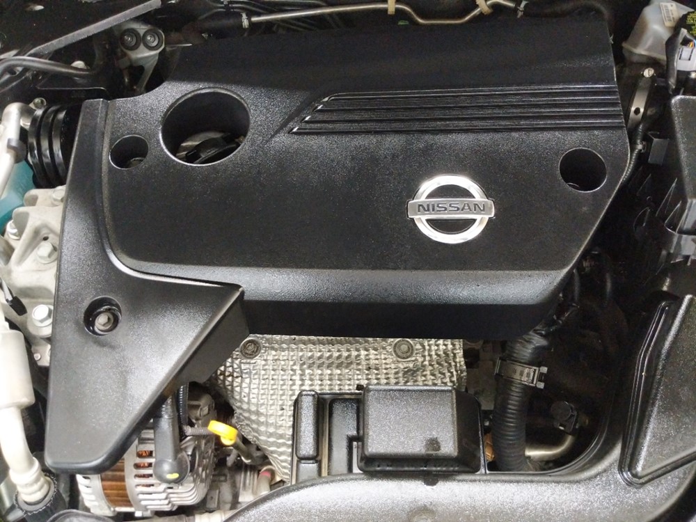 2015 Nissan Altima - Engine