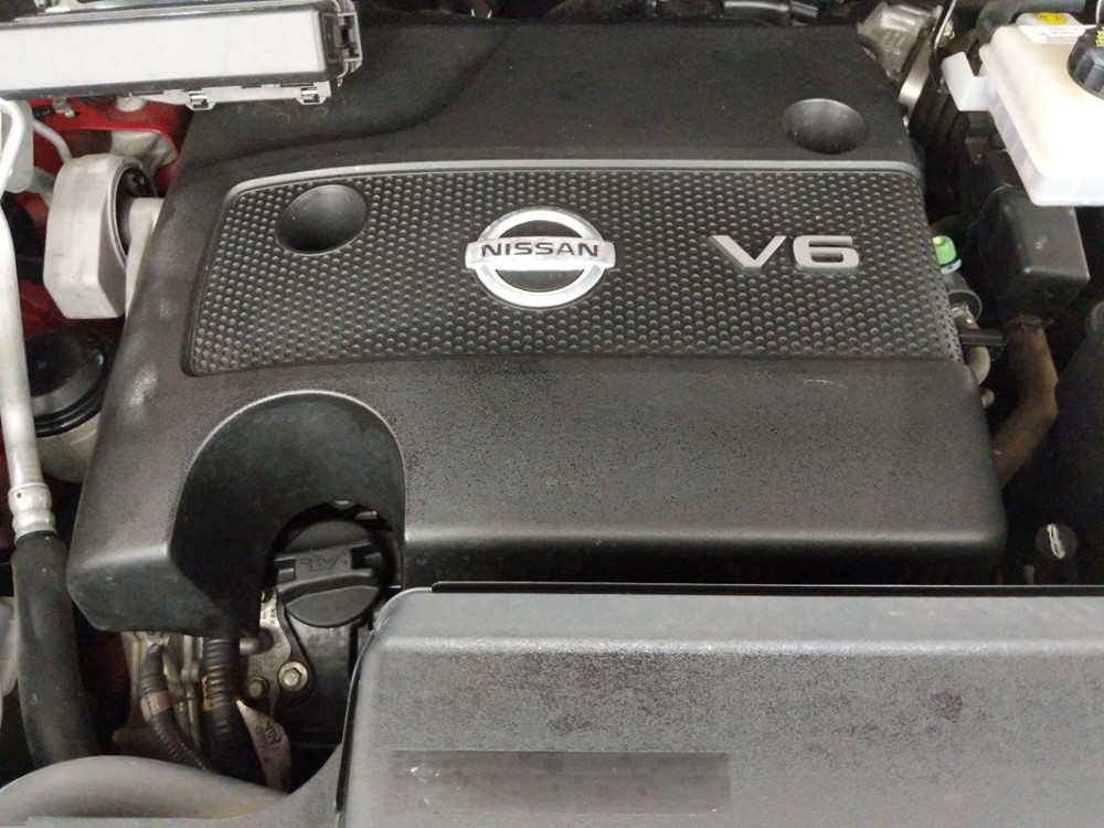 2013 Nissan Pathfinder - Engine