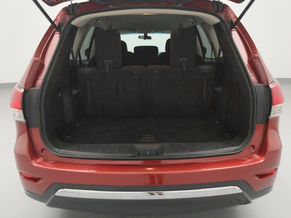 2013 Nissan Pathfinder - Trunk