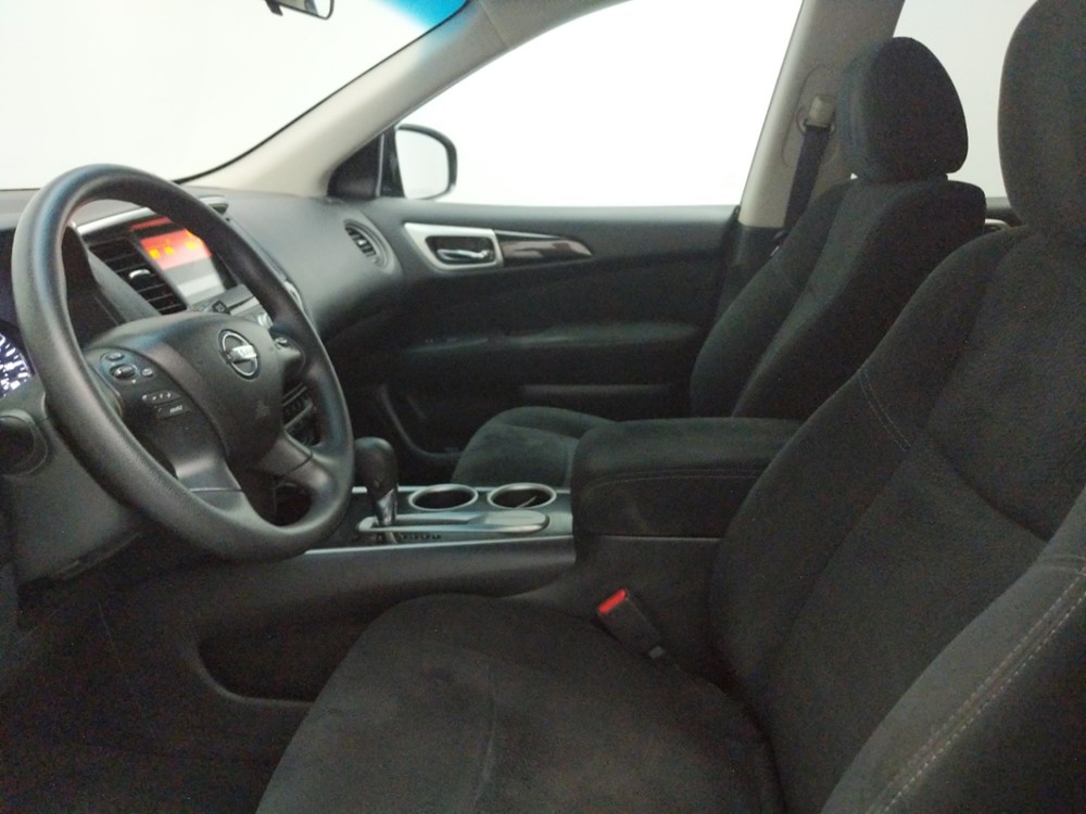 2013 Nissan Pathfinder - Driver Front Seat