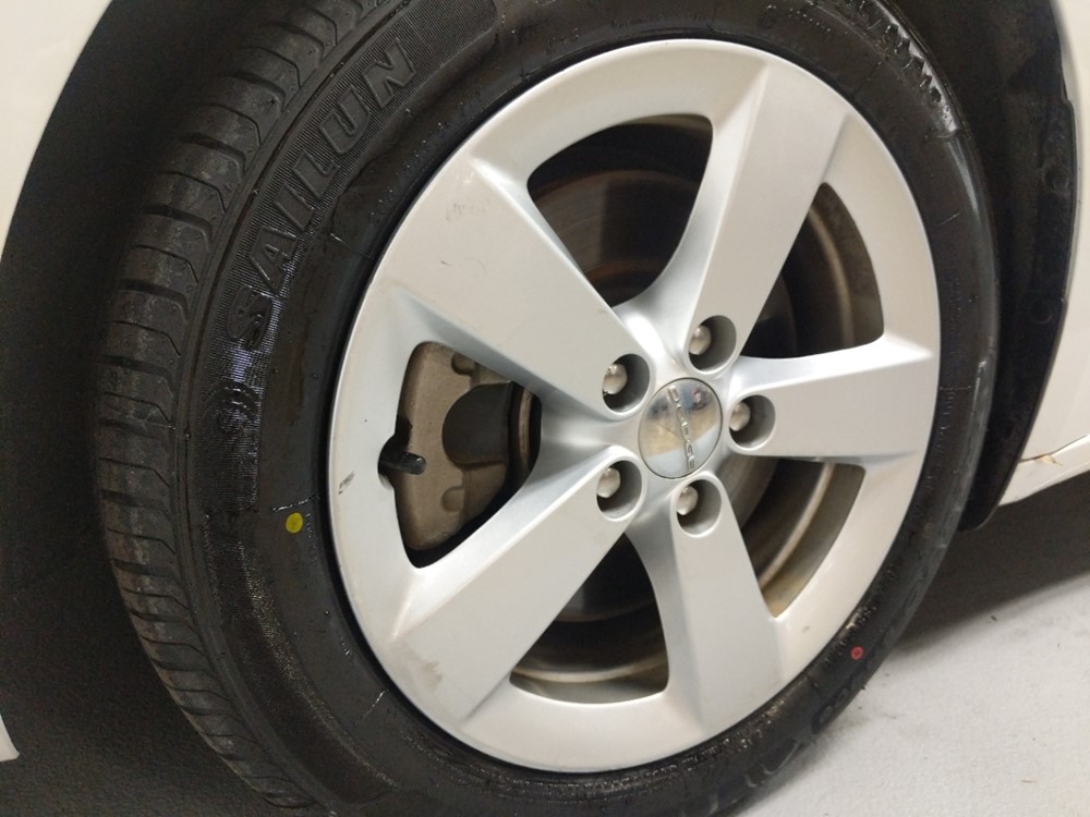 2015 Dodge Dart - Wheel