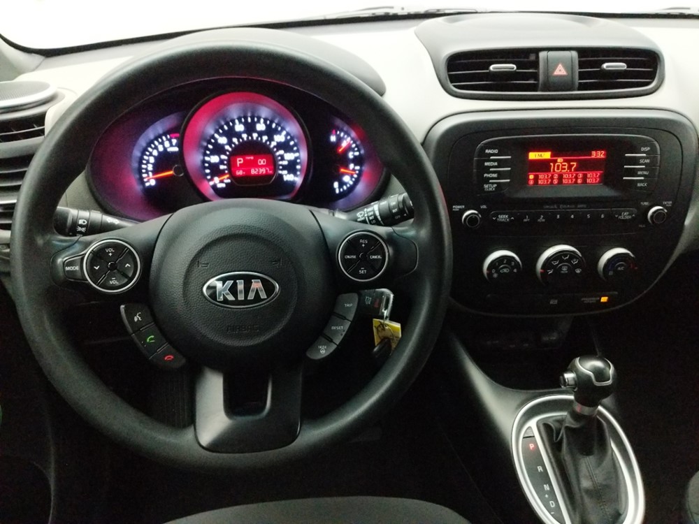 2015 Kia Soul - Driver Dash