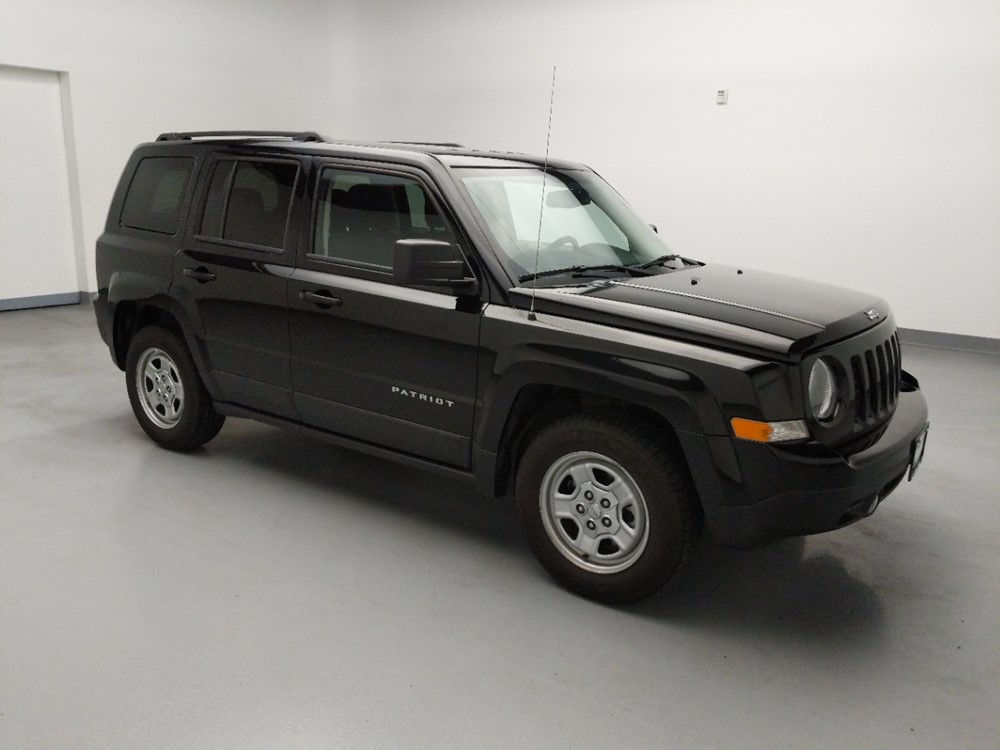 2016 Jeep Patriot - Passenger Front Side