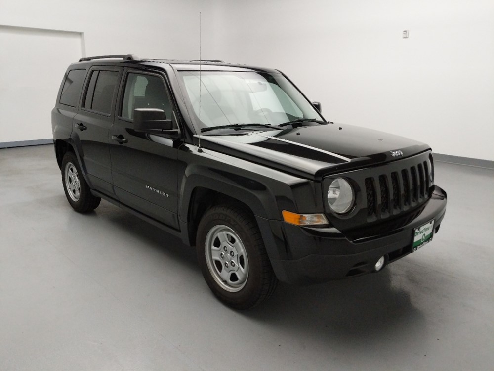 2016 Jeep Patriot - Passenger Front Bumper
