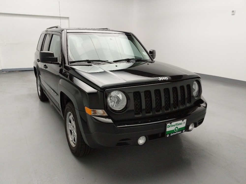 2016 Jeep Patriot - Passenger Front Hood