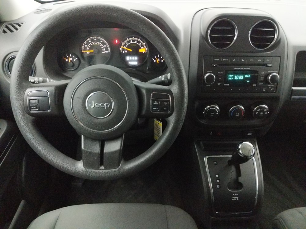 2016 Jeep Patriot - Driver Dash