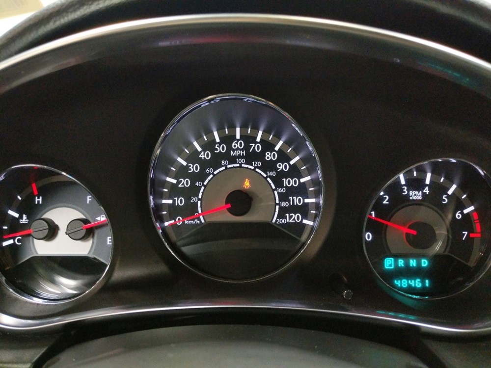 2014 Chrysler 200 - Odometer Close Up