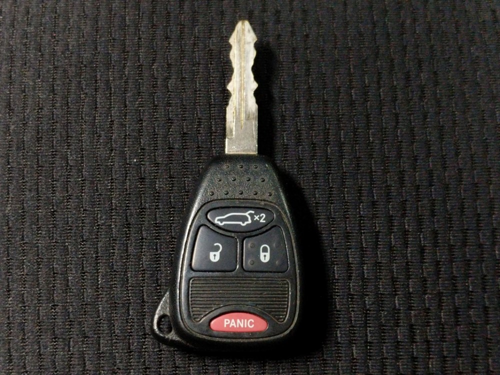 2014 Chrysler 200 - Keys