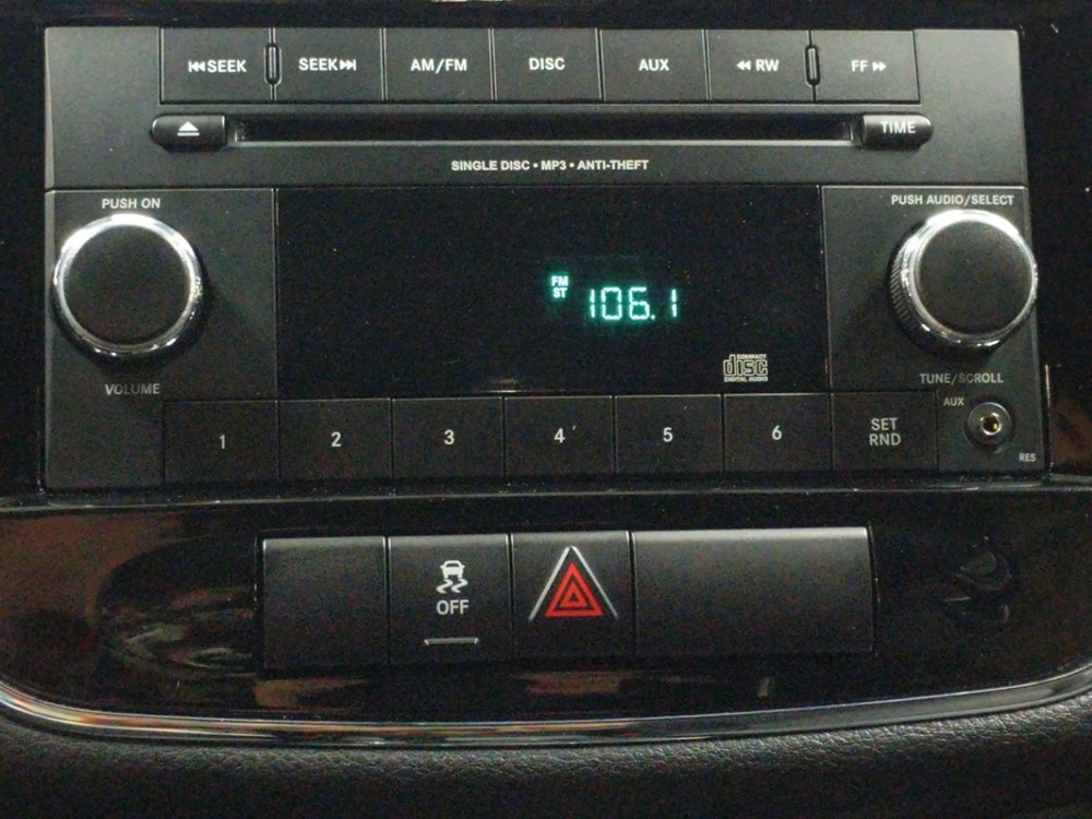 2014 Chrysler 200 - Stereo Package