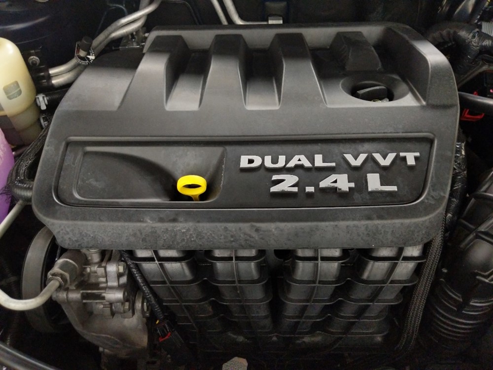 2014 Chrysler 200 - Engine