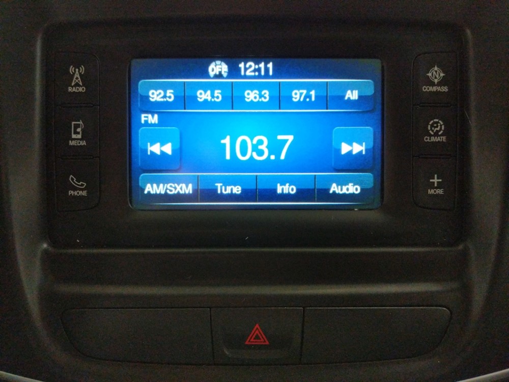 2015 Chrysler 200 - Stereo Package