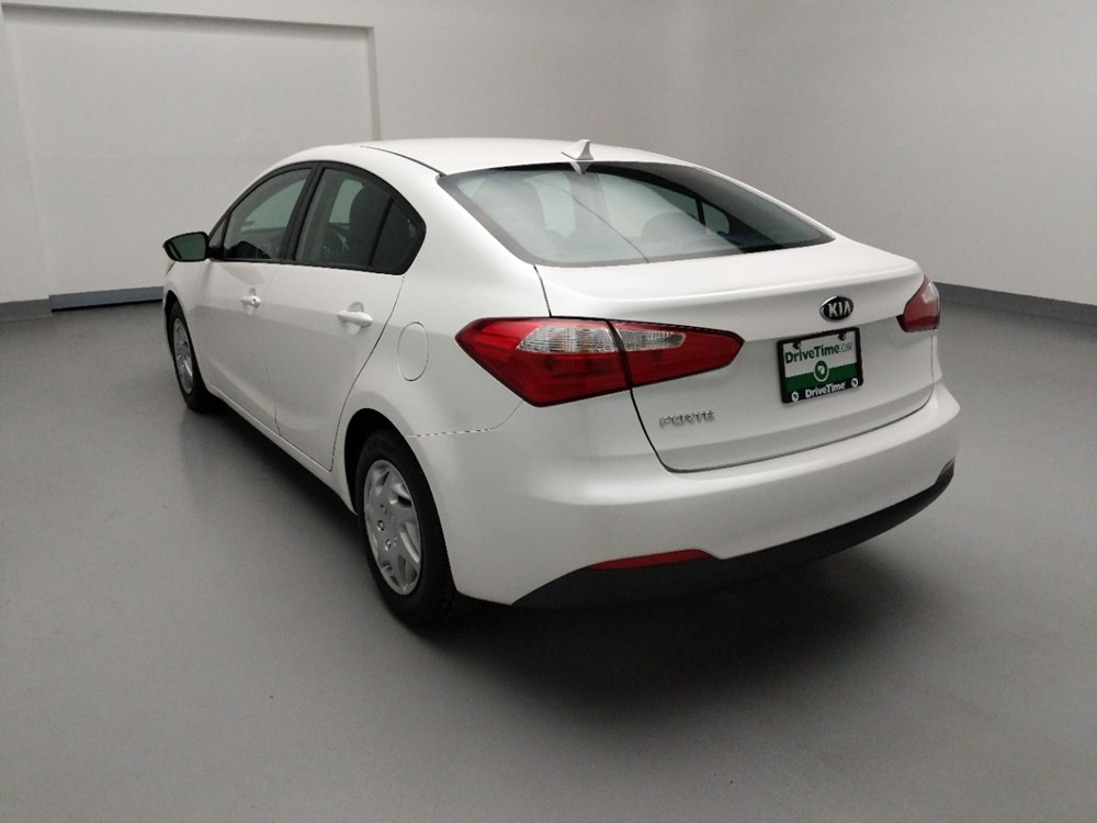 2016 Kia Forte - Driver Rear Bumper