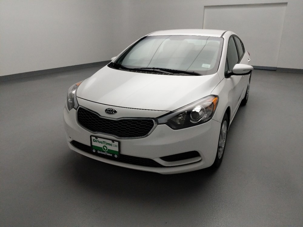 2016 Kia Forte - Driver Front Hood