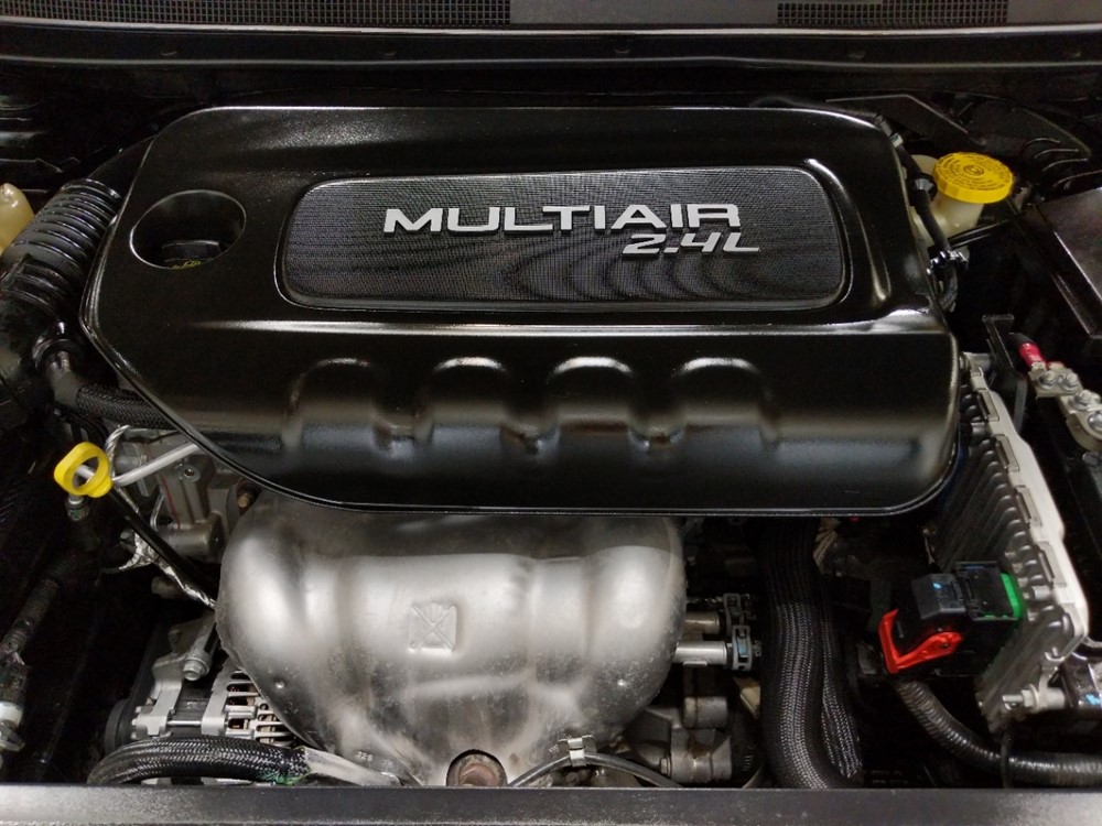 2015 Chrysler 200 - Engine
