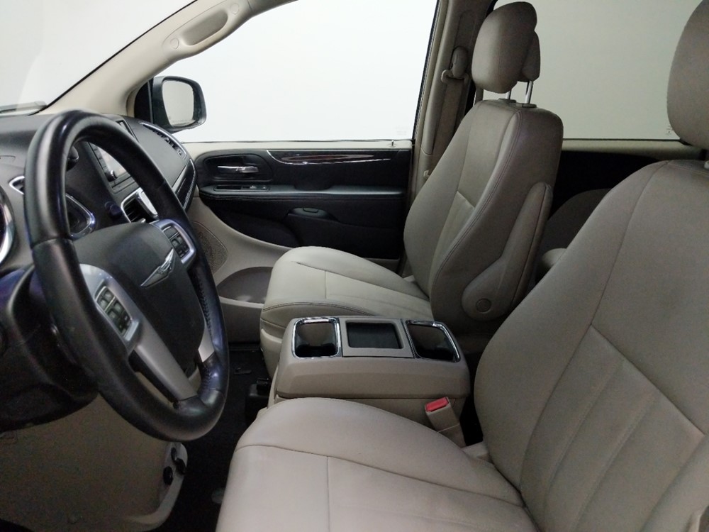 2013 Chrysler Town and Country - Driver Front Seat