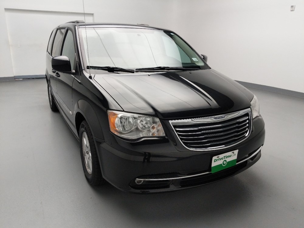 2013 Chrysler Town and Country - Passenger Front Hood