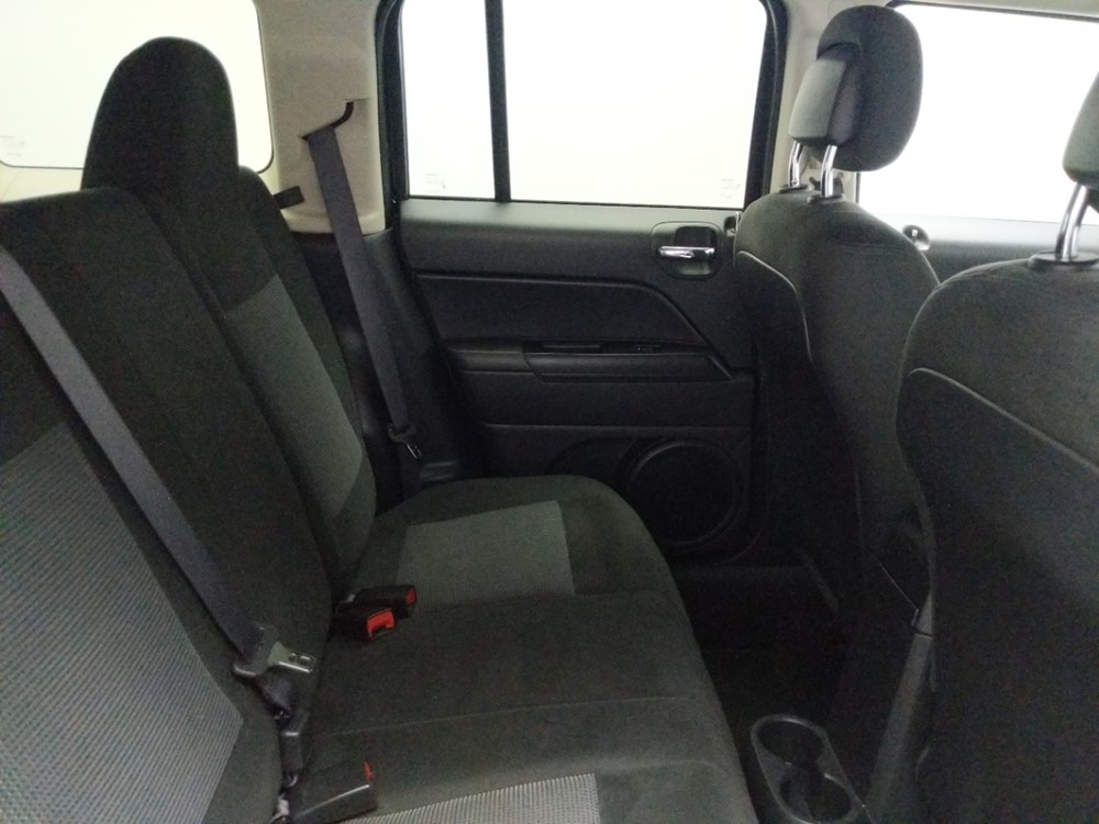 2016 Jeep Patriot - Passenger Rear Seat