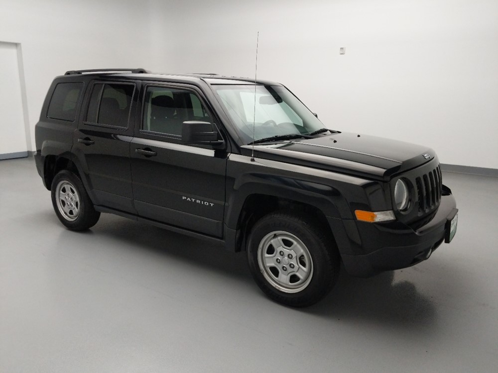 2016 Jeep Patriot - Passenger Front Side